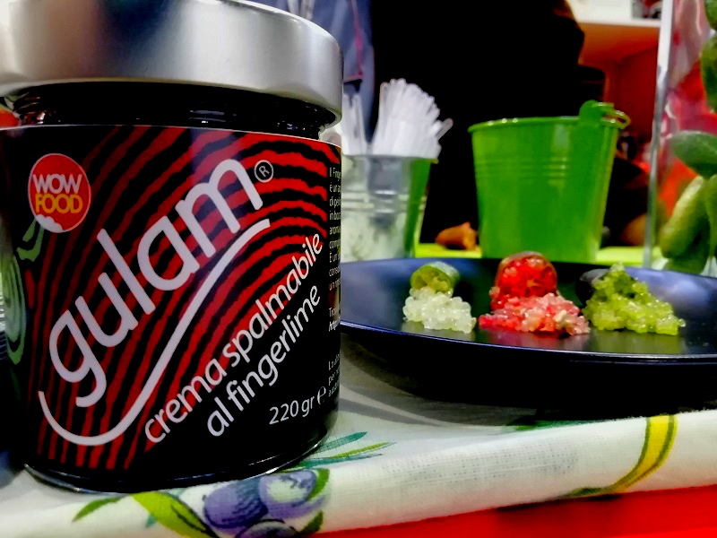 Gulam è una delle 5 referenze di creme spalmabili della linea Chokkanti agrumi: è preparata con finger lime calabrese e siciliano