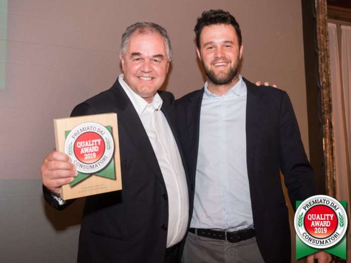 Alberto e Damiano Musacchio con il riconoscimento Quality Award 2019 conquistato con Food Evolution