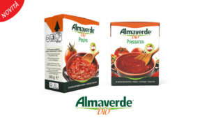 La polpa e la passata di pomodoro a marchio Almaverde bio: il packaging è in Tetra Recart, che utilizza il 69% della materia prima da fonti rinnovabili