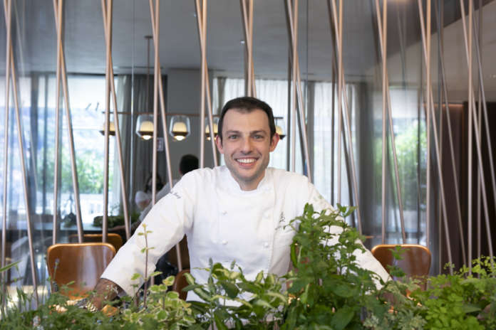 Raffaele Lenzi, executive chef del ristorante Berton al Lago del resort il Sereno