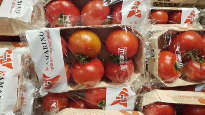 Pomodoro Kamarino nel pack compostabile