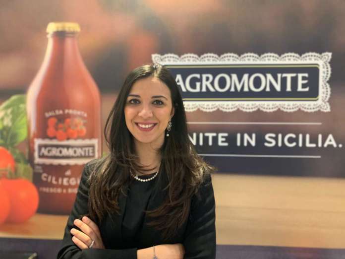 Arestia, responsabile marketing di Agromonte e proprietaria con la famiglia