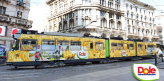 Tram a Milano e Roma brandizzati con la nuova campagna di comunicazione di Dole Italia