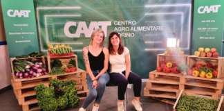 La digital strategist, Simona Riccio, con Elisabetta Cirino (Azienda Agricola Cirino Michele)