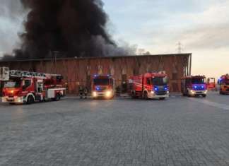L'incendio all'impianto di Cavenago (foto pubblicata dal Comune)