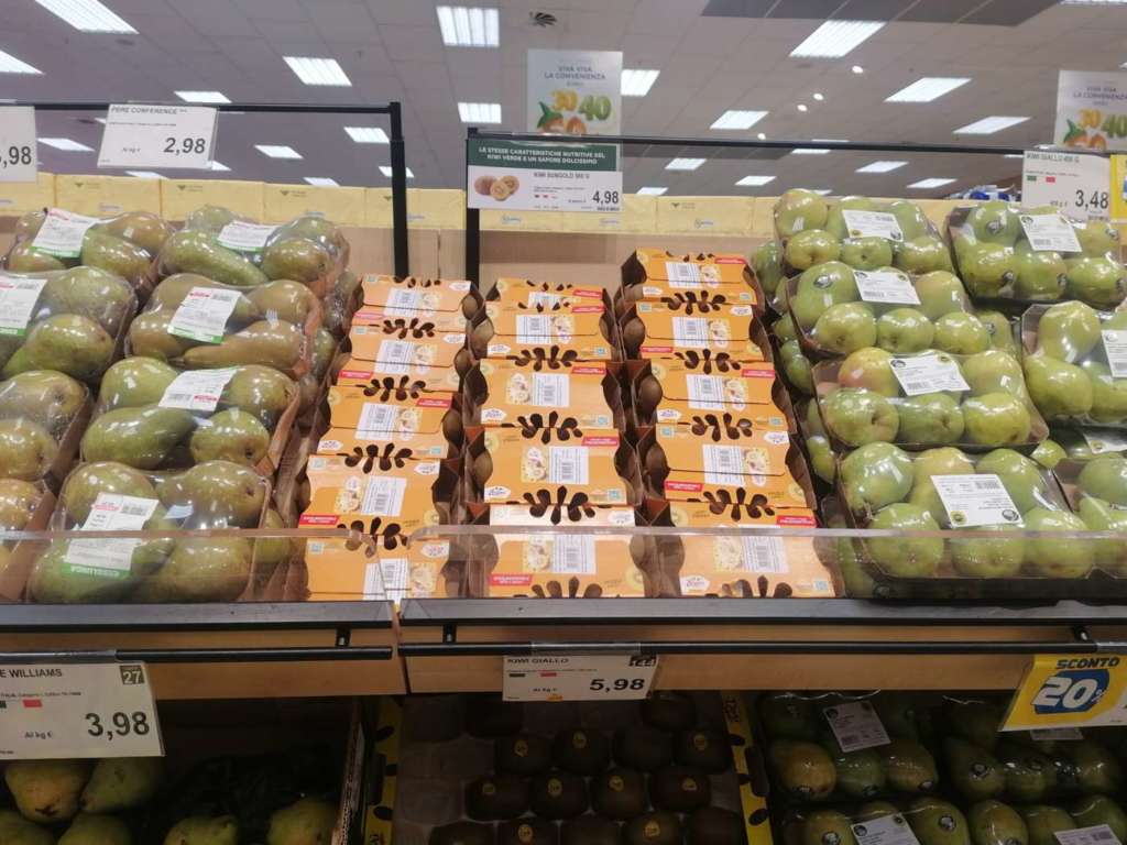 In diminuzione la disponibilità di pere italiane; continua la campagna del kiwi nazionale